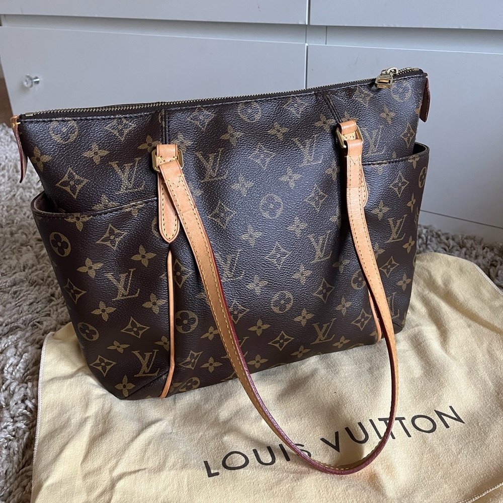 Louis Vuitton Totally MM